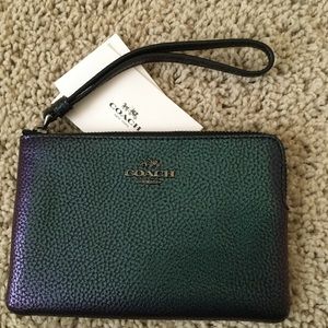 HOTSALECoach New Wristlet